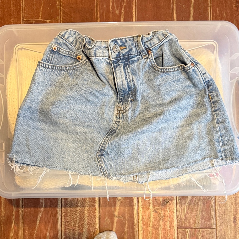 H&M Divided Light Blue Denim Mini Skirt